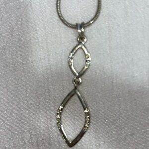 Vintage sterling silver double teardrop clear cut crystal dangle pendant necklac